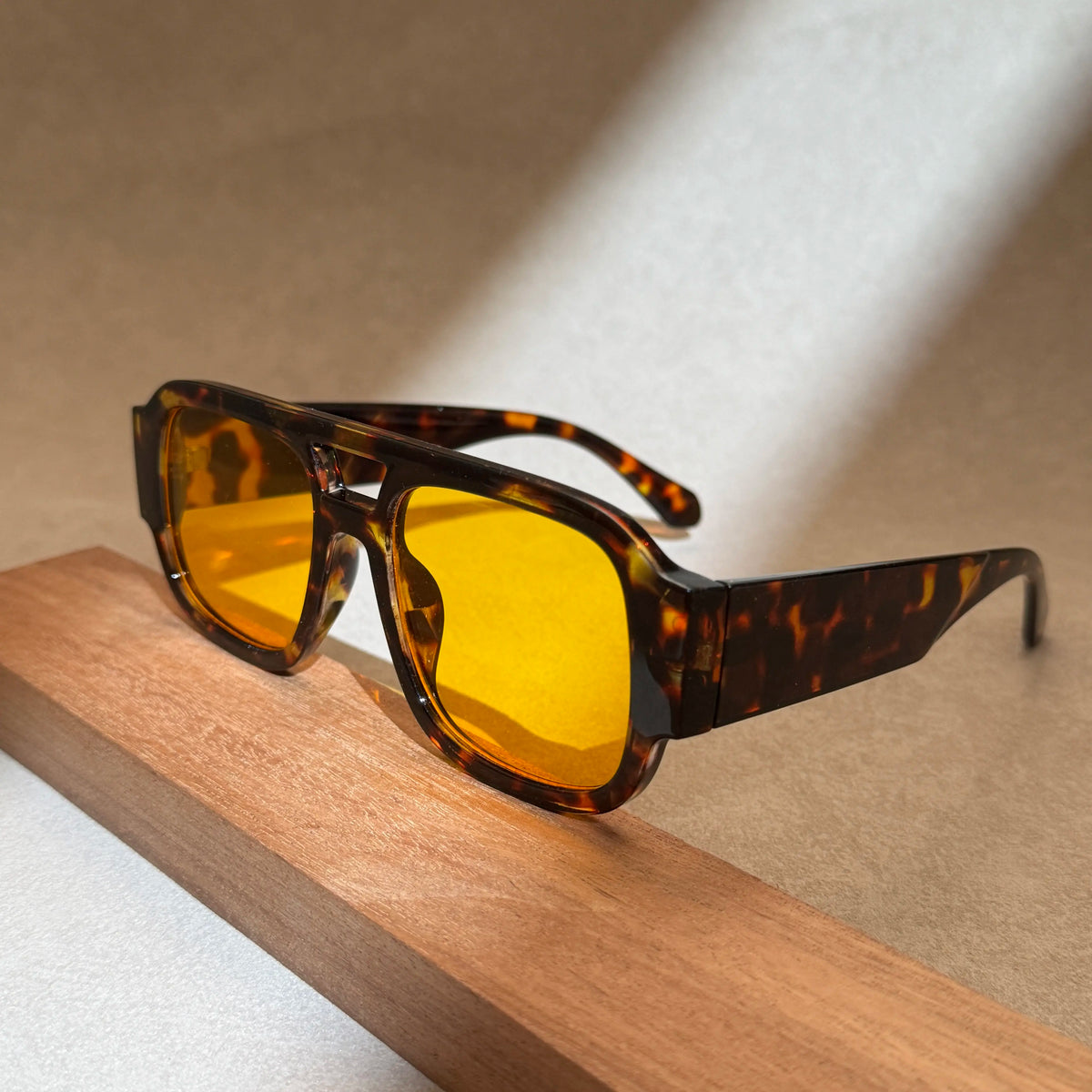 Cevani Chunky Aviator Sunglasses