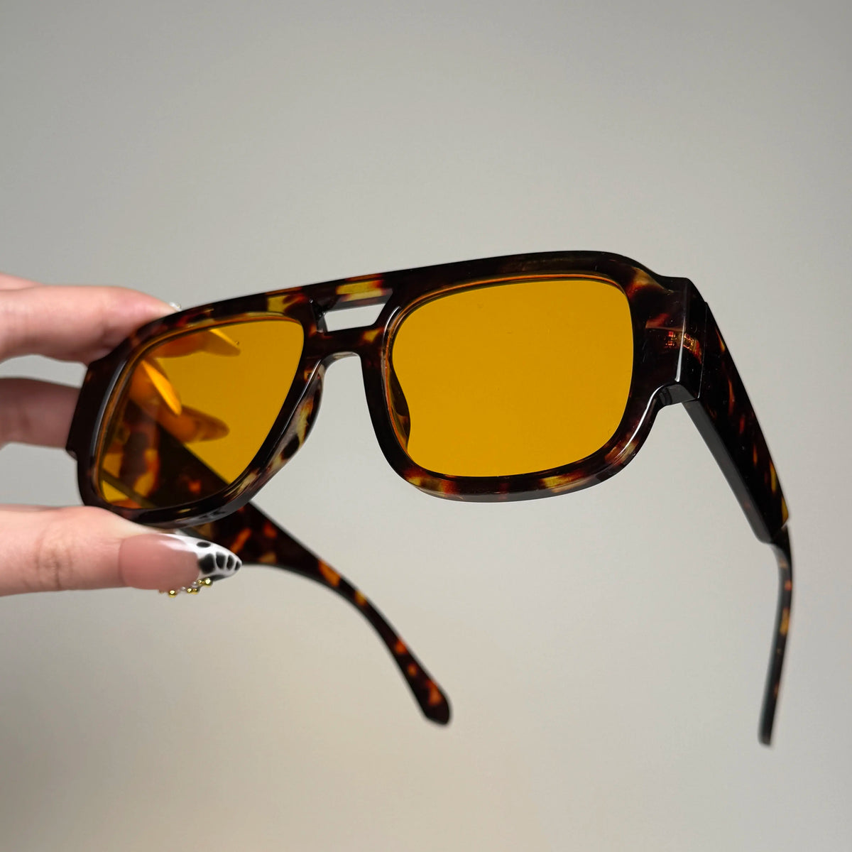 Cevani Chunky Aviator Sunglasses