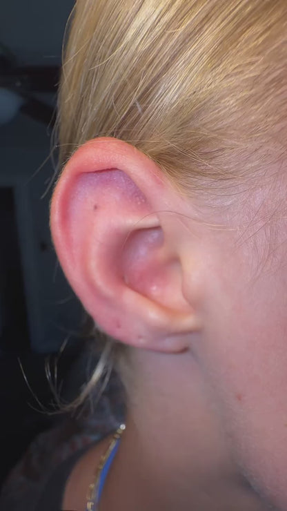 Customer-style video showing the Gold Tone earring stack on ear